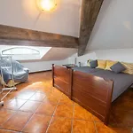 Casa Arcadas Angra do Heroismo