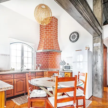 Casa Arcadas Holiday home