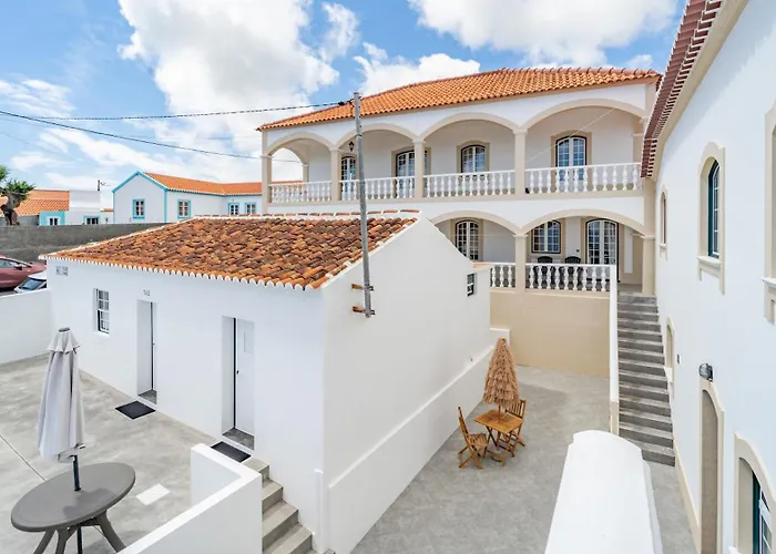 Casa Arcadas * Ангра-ду-Эроижму